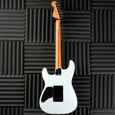 Fender MIJ Elemental Stratocaster 2023 - Nimbus White image 9