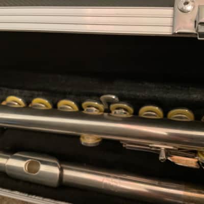 Gemeinhardt 72SP Clean Flute - All New Pads Plays Great image 5
