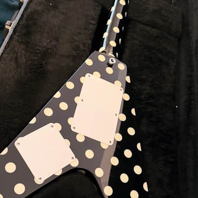 GMW Polka Dot V Serial #006 – The Definitive Randy Rhoads Replica Built alongside Zakk Wylde’s #008 - Painted by Dan Lawrence image 15