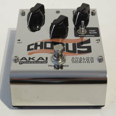 Akai Professional Analog Custom Shop Chorus Guitar Effects Pedal - Mint image 2