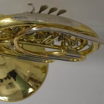 Trompa Doble Sib/Fa Yamaha 561 en buen estado image 18
