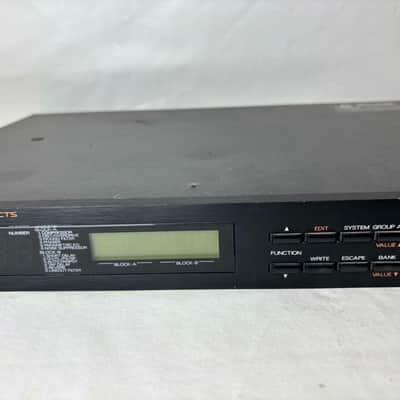Roland GP-16 Digital Guitar Effects Processor with FC-100mkII Foot Controller 1989 - 1994 - Black image 5