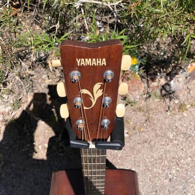 Yamaha FG-400 Acoustic Guitar image 2