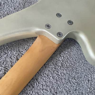 J&D 4 String Bass Project in White, Basswood Body, Maple Neck, Rosewood Fingerboard image 7