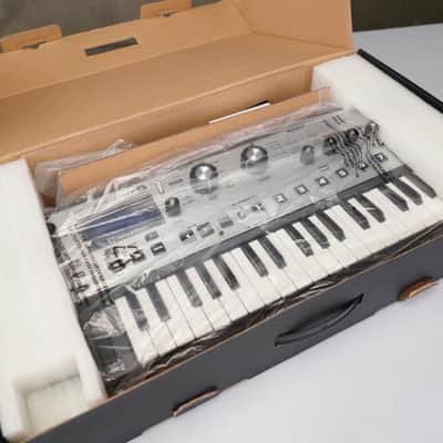 Novation MoroderNova 1/500 Giorgio Moroder Vocoder w/ Box #59327 image 4