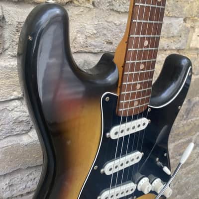 Fender Stratocaster 1975 - 3 Tone Sunburst image 3