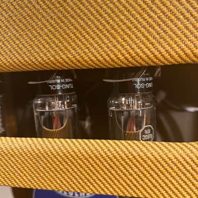 Victoria Victorilux 2 x 12 Combo Tube Amplifier - Tweed image 13