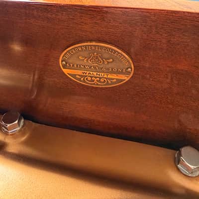 Steinway&Sons M 2000 - Walnut image 6
