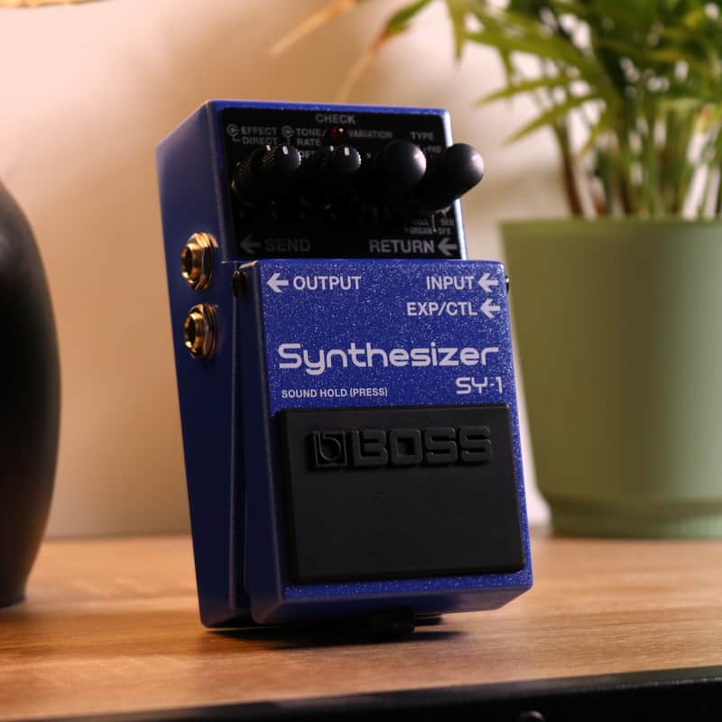 Boss SY-1 Synthesizer | Reverb Canada