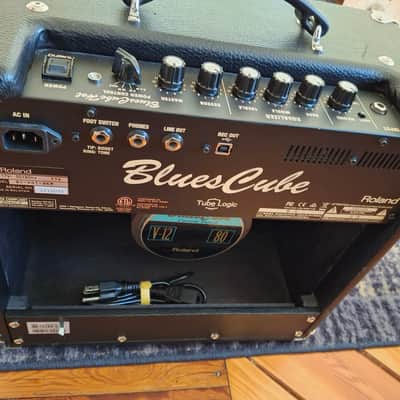 Roland Blues Cube Hot 30-Watt 1x12" Guitar Combo 2016 - Present - Black image 6