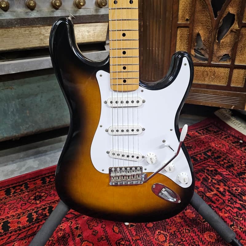 1994 Fender 54' Reissue Stratocaster ST-54  MIJ Sunburst image 1