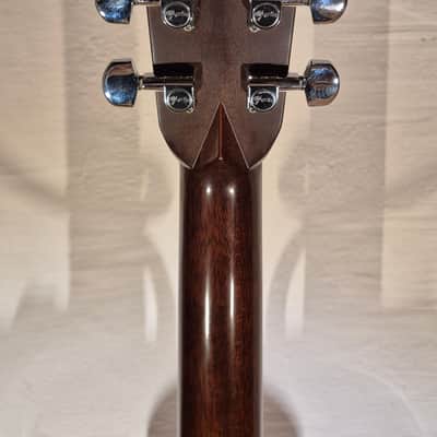 Martin HD-28 2004 image 10