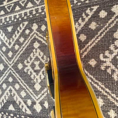 Gibson Byrdland 1970 - sunburst image 10