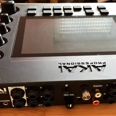 Akai Professional MPC Live Standalone Sampler / Sequencer – Powers On – For Parts / Repair image 6
