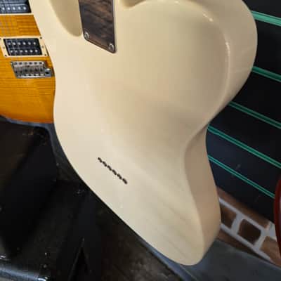 Fender Standard Telecaster Arctic White 2007 Electric Guitar image 17