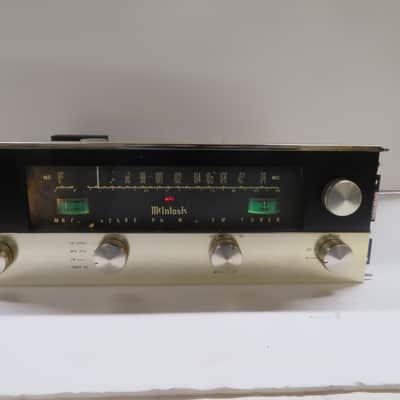 McIntosh MR 65 tube tuner early 1960's - glass, champagne and black image 3