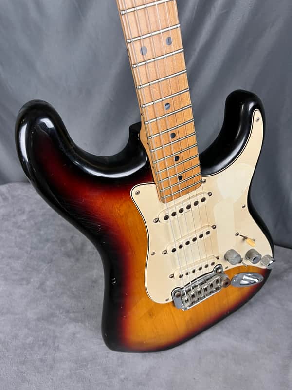 G&L  S-500 USA 1995 Sunburst image 1