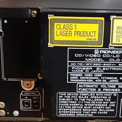 Pioneer Pioneer CLD-3760KV dual-side auto-reverse LaserDisc and Karaoke player 1998 - Black image 13
