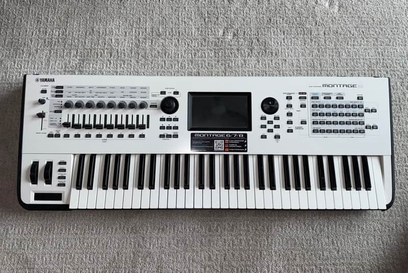 Yamaha Montage 6 (White) - White image 1