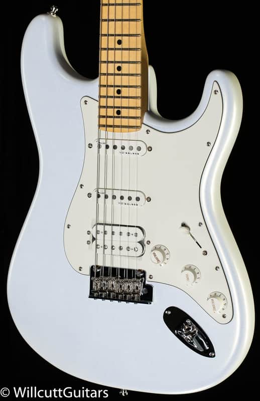 Fender Juanes Stratocaster Maple Fingerboard Luna White (177) image 1