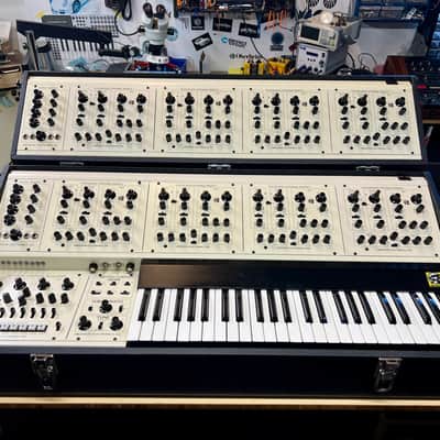 Oberheim EVS-1 Eight Voice Synthesizer 1975 - Black / Cream image 1