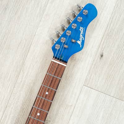 Magneto U-ONE Sonnet Modern US-2300 HSS Guitar, Rosewood Fretboard, See Thru Blue Quilt image 8