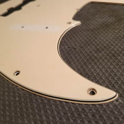Vintage 1970-1973 Fender Jazz Bass Pickguard - White 3-Ply - 1971 1972 1970s 70s J image 5