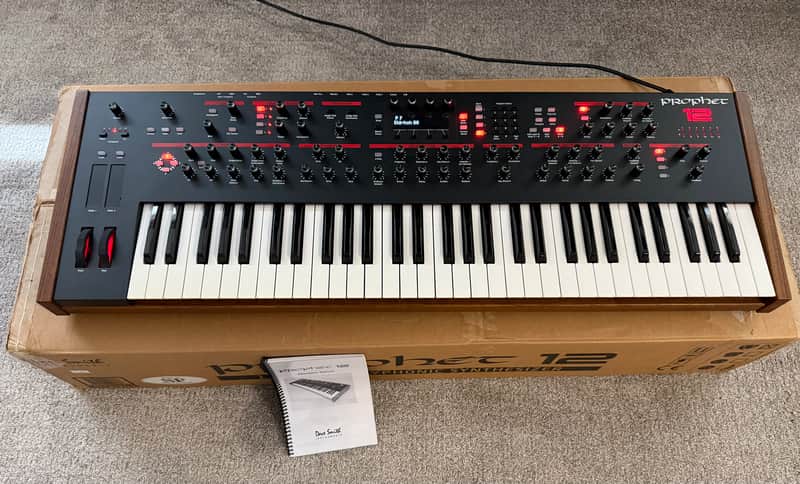 Dave Smith Instruments Prophet 12 61-Key 12-Voice Polyphonic