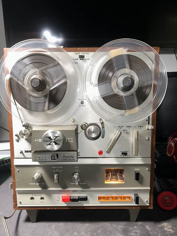 Akai X-1800SD Reel-to-Reel Tape Deck — Powers On - Needs Service image 1