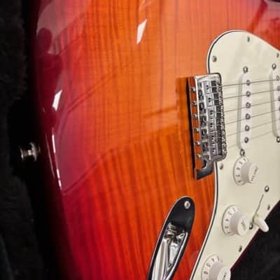 Fender Stratocaster 2010's - Cherry Sunburst image 11