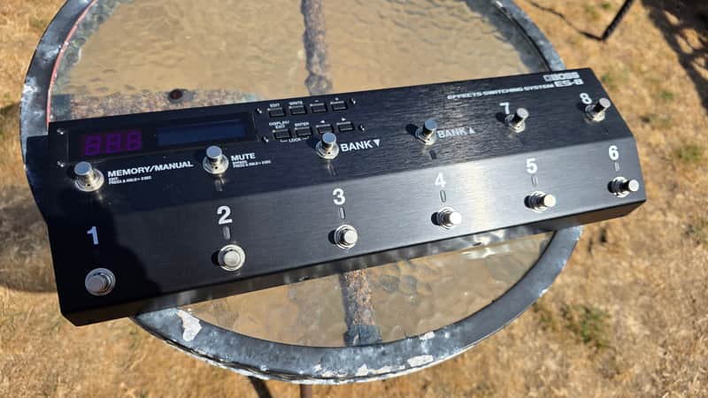 Boss ES-8 Effects Switching System