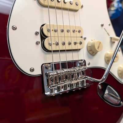 Fender Player II Stratocaster HSS 2024 - Present - Transparent Cherry Burst image 6