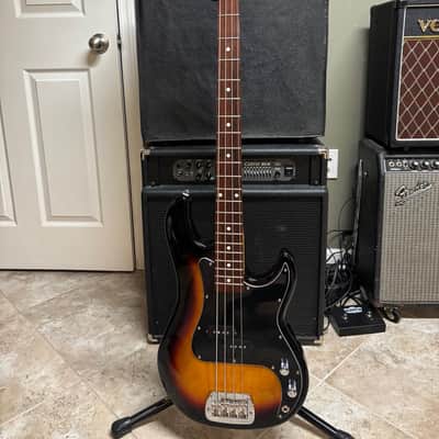 G&L Tribute Series LB-100 | Reverb