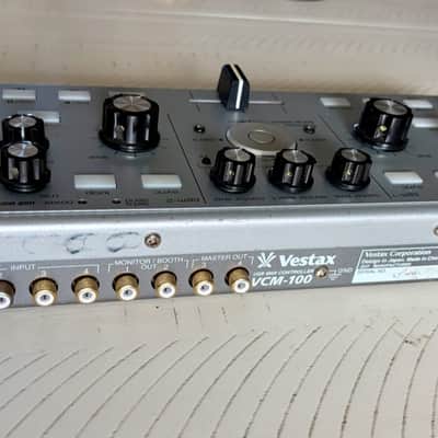 【希少品】vestax VCM-100 動作確認済み　DJコントローラー 送料込 Vestax VCM-100 USB MIDI DJ Controller and Audio Interface
