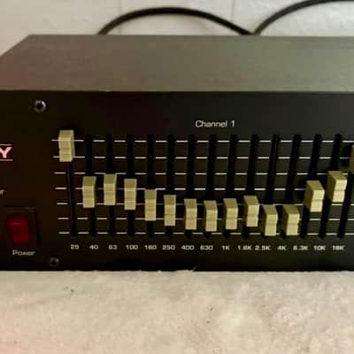 Ashly GQ 215 Graphic Equalizer image 2