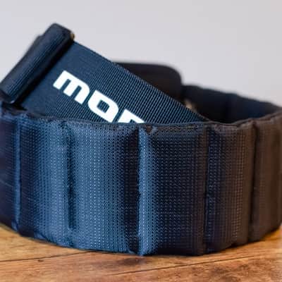 MONO Betty Guitar Strap Short Black image 2