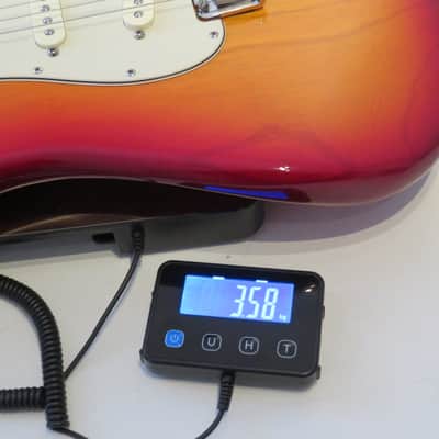 2003 Fender American Deluxe Stratocaster in Aged Cherry Sunburst with Original Hard Case image 17