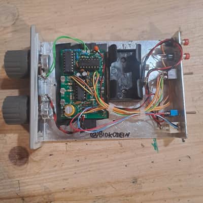 Phototheremin noise/drone synth (Handmade by @biokodein) 2026 - Aluminium image 6