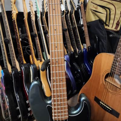 Squier Contemporary Active Jazz Bass V HH 2022 - Present - Gunmetal Metallic image 3