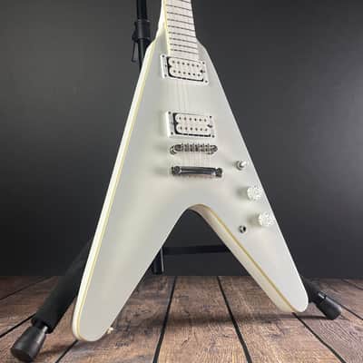 Epiphone Brendon Small Signature Snow Falcon Flying V (2018) image 2