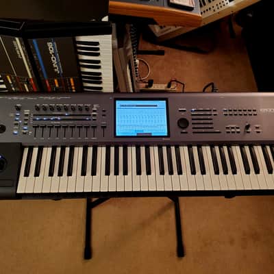 MUST SEE!!! KORG KRONOS X 61 FULLY INSPECTED/SERVICED AND IN AMAZING CONDITION! image 6