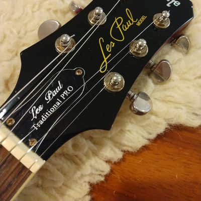 Epiphone 2010 Les Paul Traditional Pro Ltd Ed Cherry Burst w/Gibson Padded Bag image 10
