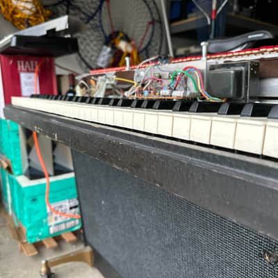 Wurlitzer 210 64-Key Electric Piano 1975 - 1979 - Black image 8