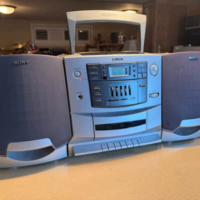 Sony CFD-Z550 CD/Cassette Boombox – Tested & Fully Functional Cassette And Cd✅ image 4