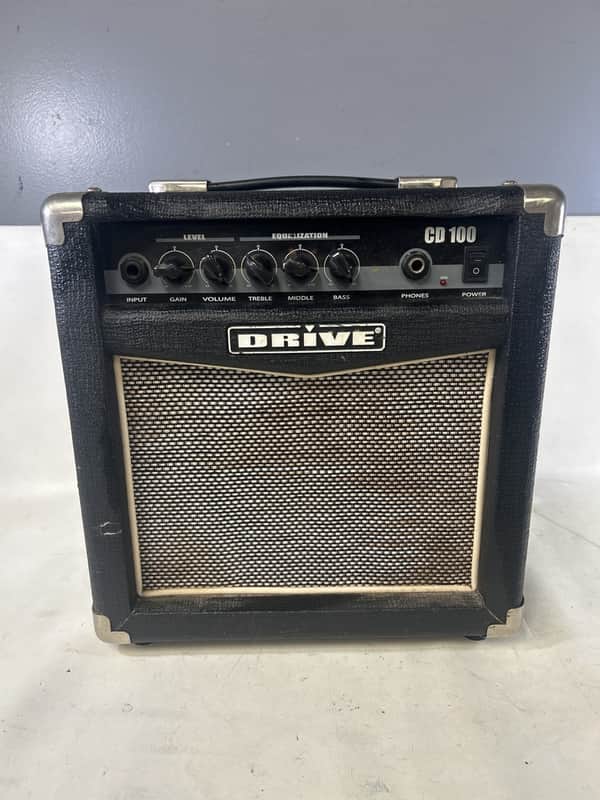 Drive CD100 Bass Guitar Combo Amplifier image 1