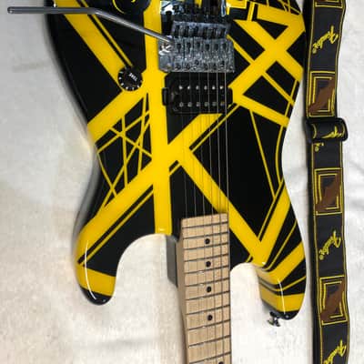 Charvel EVH Art Series 2004 - 2007 - Black / Yellow image 2