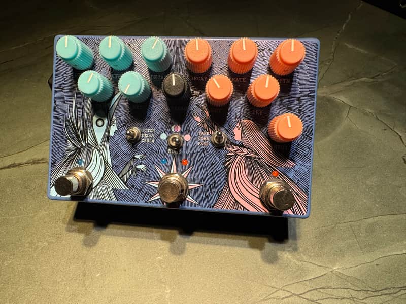 Old Blood Noise Endeavors Dark Light  - limited Edition, mint image 1