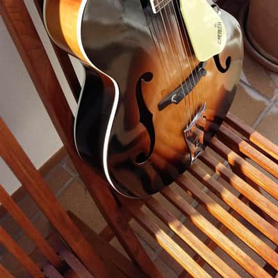 Gretsch Corsair 1959 Sunburst, acoustic image 2