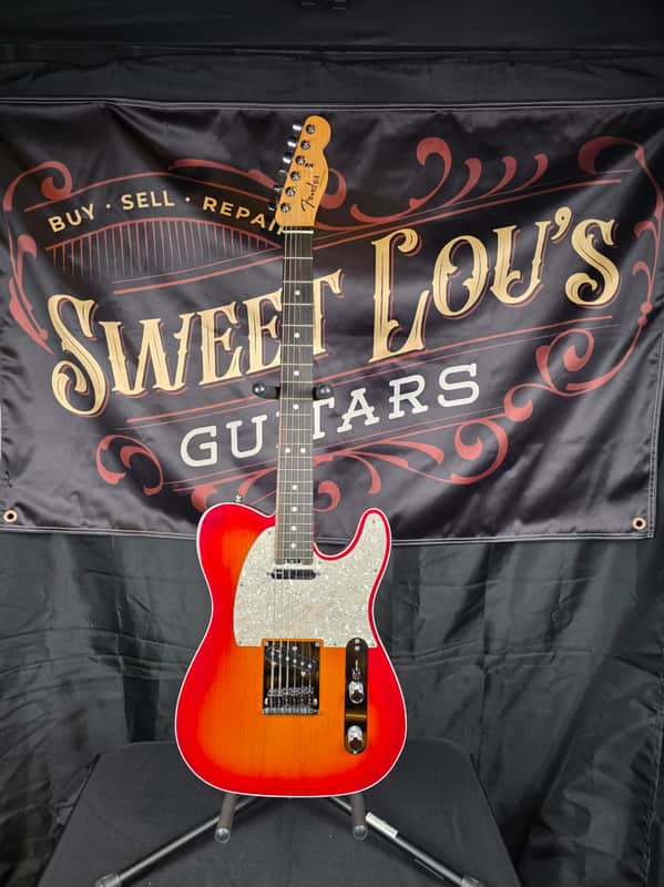 Fender American Elite Telecaster with Ebony Fretboard 2016 - 2019 - Aged Cherry Burst