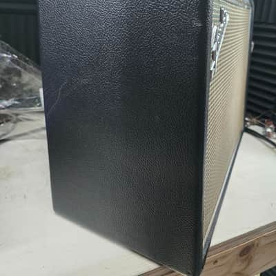 Fender Princeton Reverb "Drip Edge" 15-Watt 1x10" Guitar Combo 1968 - 1969 - Silverface image 5